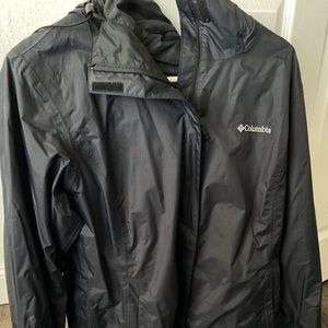 Women’s Large Columbia raincoat